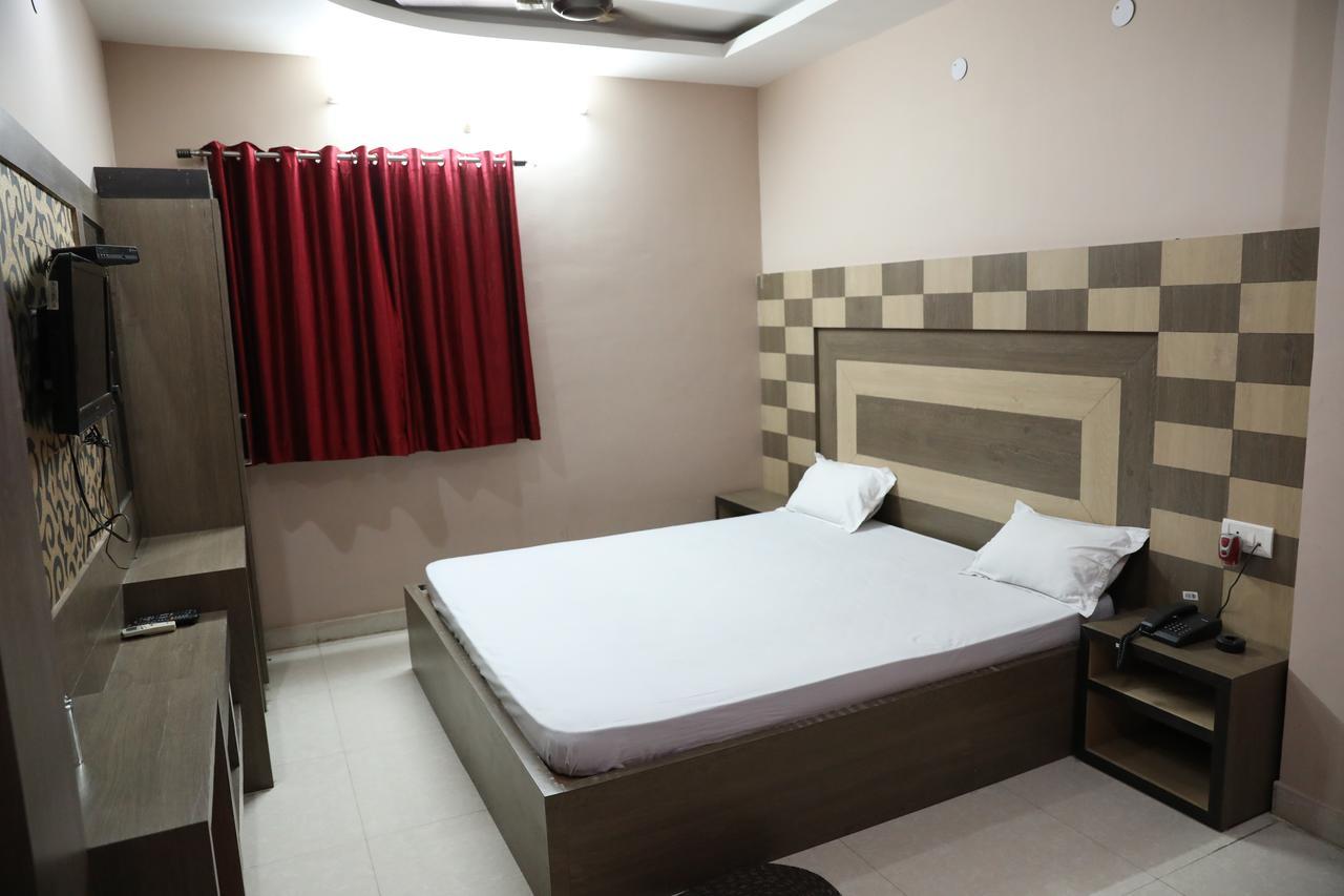 Hotel Kunal Дханбад Екстер'єр фото